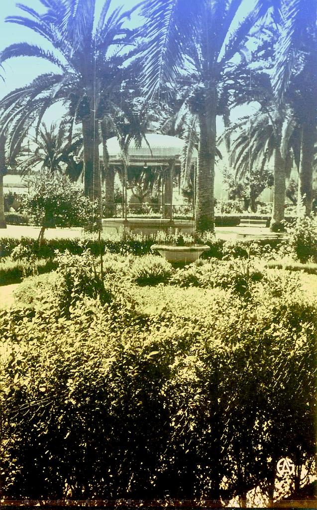 Mercier-Lacombe 501- Jardin public.jpg